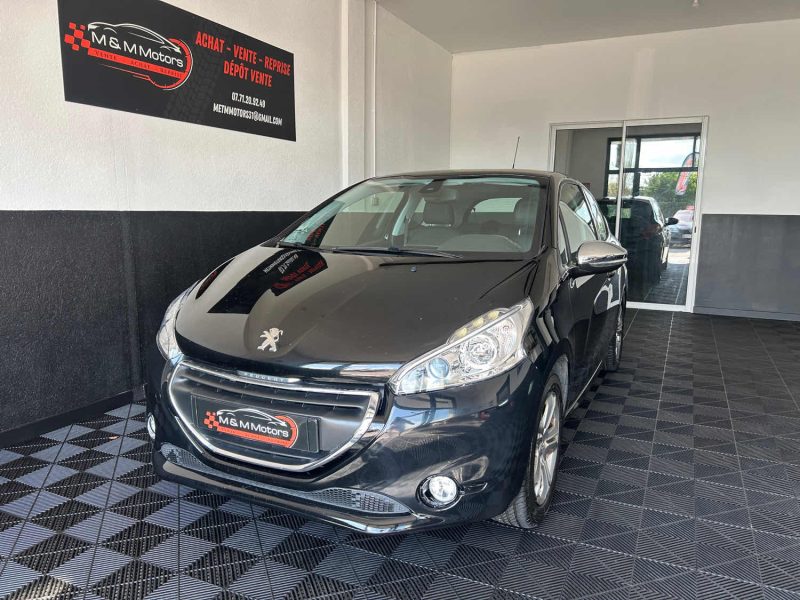 PEUGEOT 208 ALLURE 1.2 VTI 82 