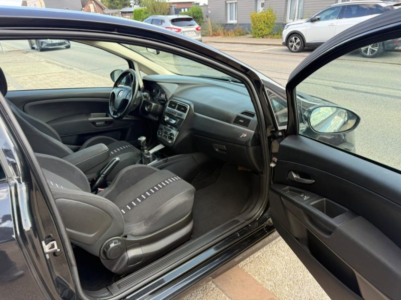 Fiat Grande Punto 1.6 D 120Ch Sport