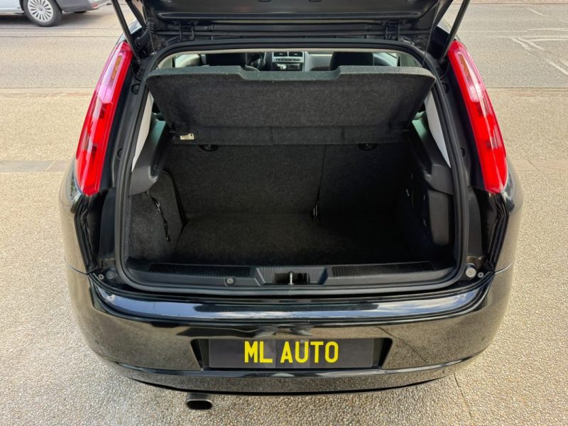 Fiat Grande Punto 1.6 D 120Ch Sport