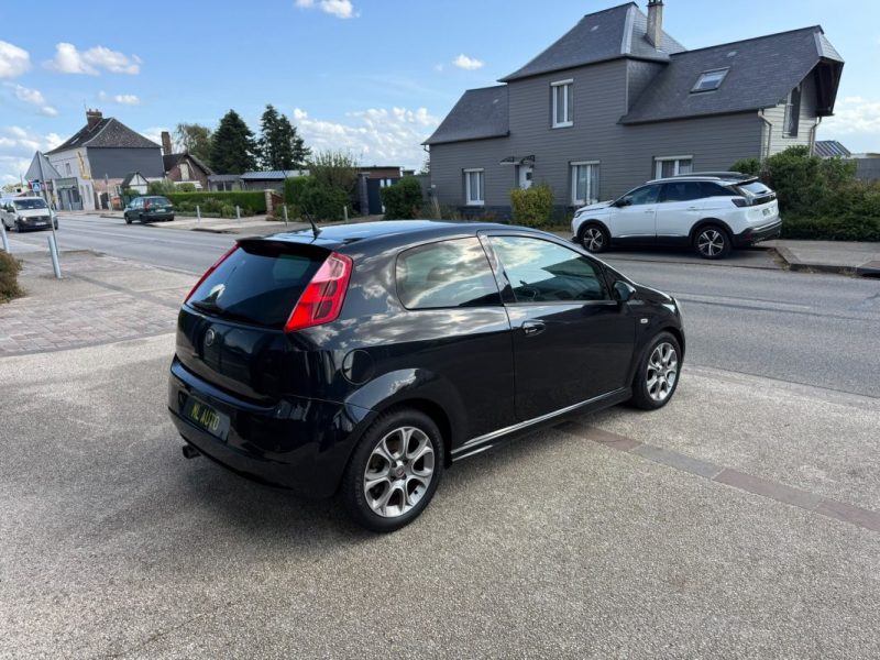 Fiat Grande Punto 1.6 D 120Ch Sport