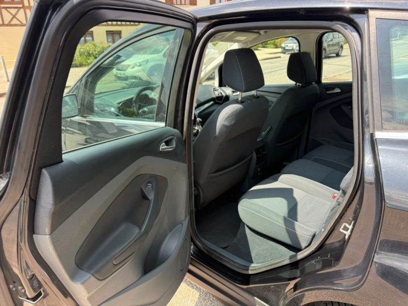 Ford C-Max 1.6 TDCi 115Ch Titanium