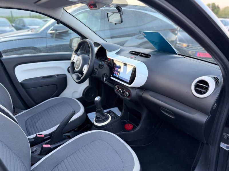RENAULT TWINGO III 1.0 SCE 70ch ENERGY ZEN / TOIT OUVRANT