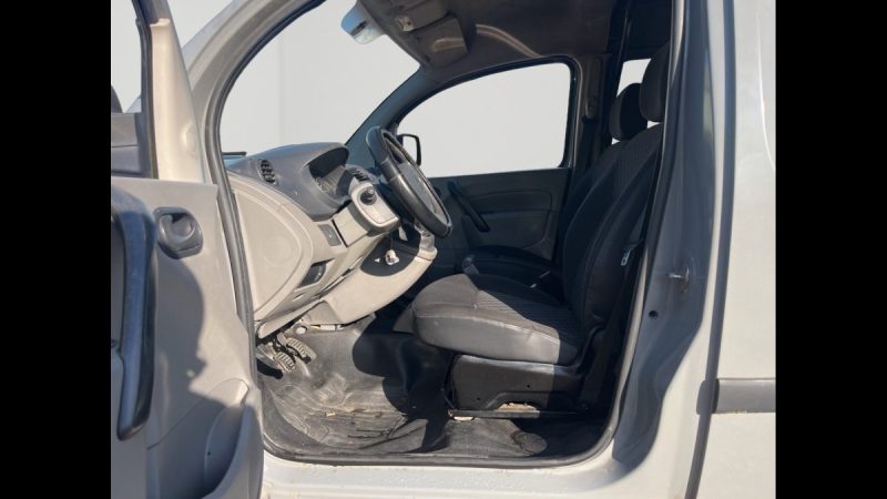 RENAULT KANGOO 1.5 DCI 70CV EMBRAYAGE ET DISTRIBUTION NEUVE