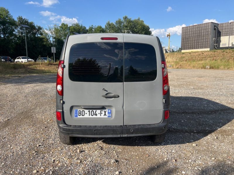RENAULT KANGOO 1.5 DCI 70CV EMBRAYAGE ET DISTRIBUTION NEUVE