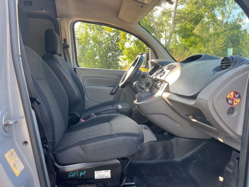 RENAULT KANGOO 1.5 DCI 70CV EMBRAYAGE ET DISTRIBUTION NEUVE