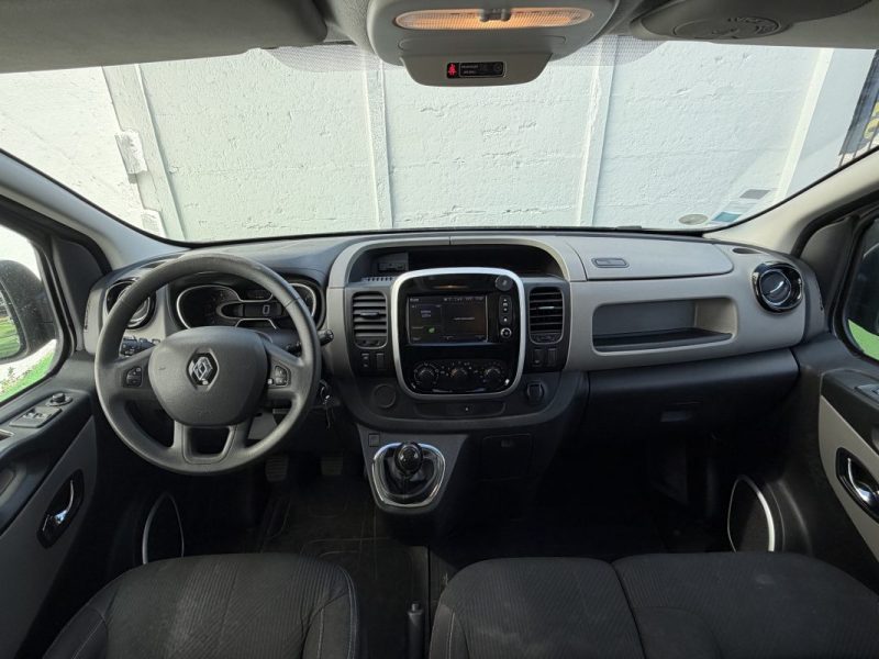 RENAULT  TRAFIC (3) 1.6 DCI 120 CV L1H1 / 6 PLACES /GRAND CONFORT ORIGINE FRANCE GARANTIE 6 MOIS  