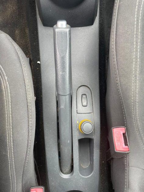 RENAULT CLIO III DYNAMIQUE 1.5DCI 85 QUICKSHIFT 5 2010