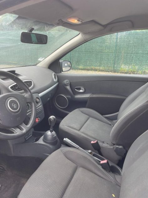 RENAULT CLIO III DYNAMIQUE 1.5DCI 85 QUICKSHIFT 5 2010