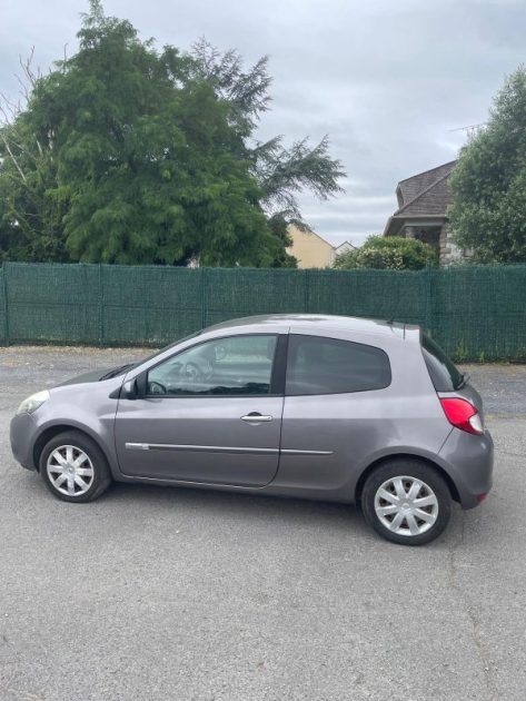 RENAULT CLIO III DYNAMIQUE 1.5DCI 85 QUICKSHIFT 5 2010