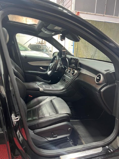 MERCEDES-BENZ GLC 9G-TRONIC 4MATIC AMG LINE 220D Full Option, Toit Ouvrant