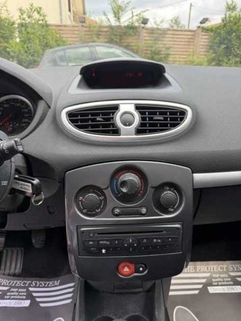 RENAULT CLIO 1,2 DYNAMIQUE 2012 - 55 102Kms - Climatisation - Premier Main - SUIVIT RENAULT 