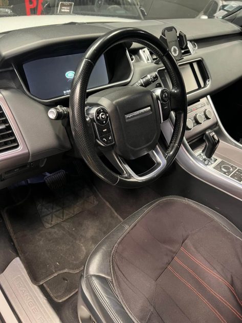 MAGNIFIQUE RANGE ROVER SPORT HSE TDV6 3.0D 258CH (CAMÉRA RECUL, BOITE AUTO, CLIM AUTO)