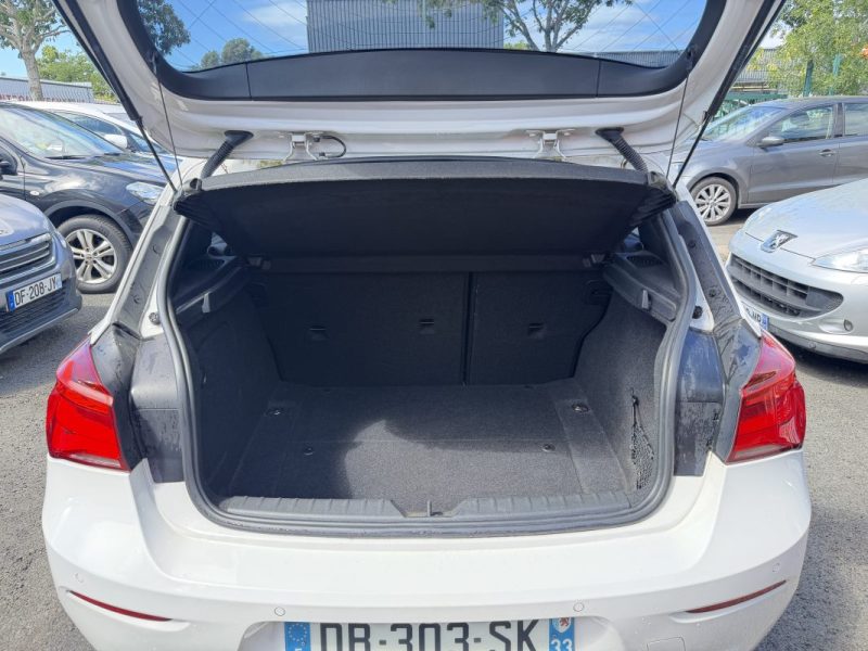 B.M.W. SERIE 1 116d 1.5d 116 cv  - GARANTIE 12 mois -Sport - BOITE AUTOMATIQUE  