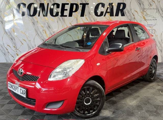 TOYOTA YARIS 1.0 VVT-ICOOL 2011 - 42 104Kms - Distrib ok - Premier main - SUIVIT TOYOTA