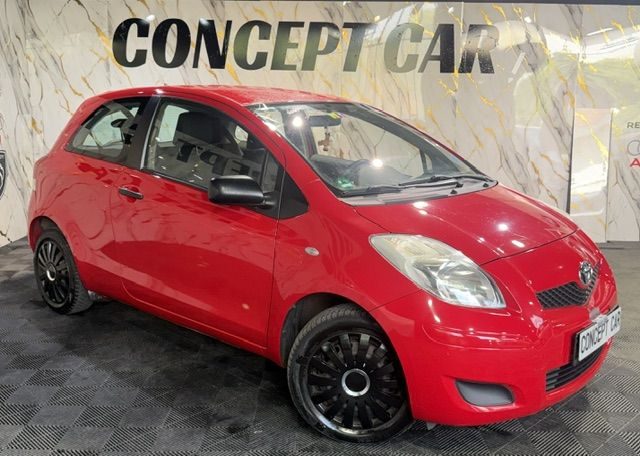 TOYOTA YARIS 1.0 VVT-ICOOL 2011 - 42 104Kms - Distrib ok - Premier main - SUIVIT TOYOTA