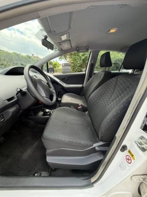 TOYOTA YARIS 1.3 VVTI COOL 2009 - 71 100Kms - Climatisation - Distrib ok - SUIVIT TOYOTA