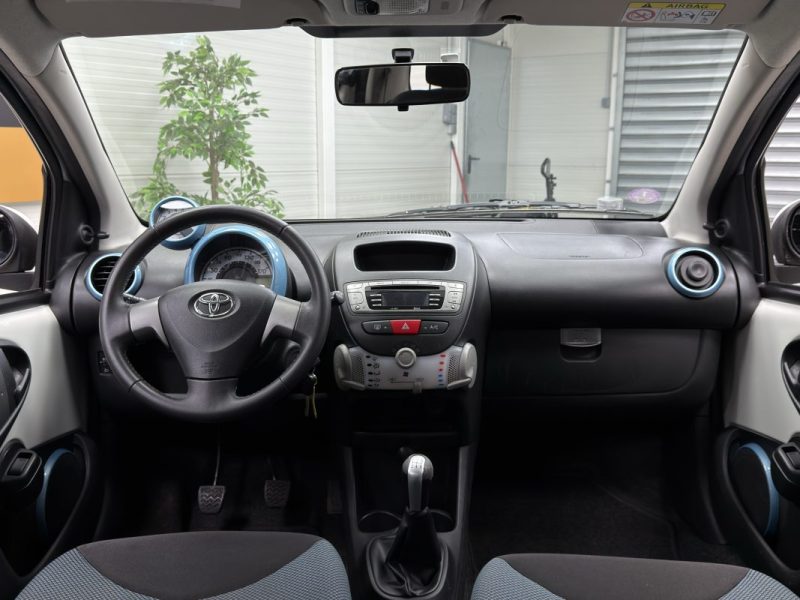 Toyota Aygo 1.0 VVT-i 68 - Dynamic 5p
