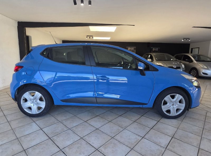 RENAULT CLIO IV 0.9 TCe 90 ch Zen Energy 2013 - CT OK -Garantie 12 mois ou 15 000 km. 