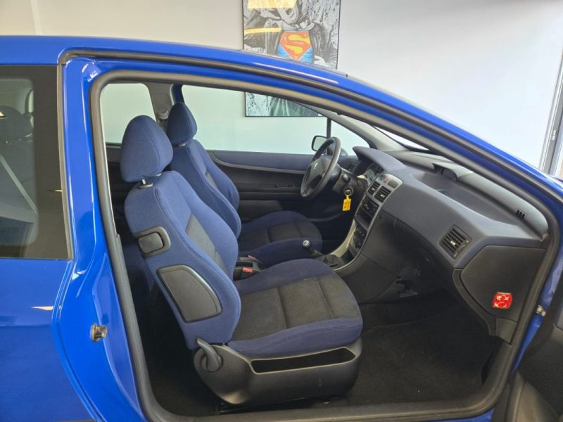PEUGEOT 307  2003