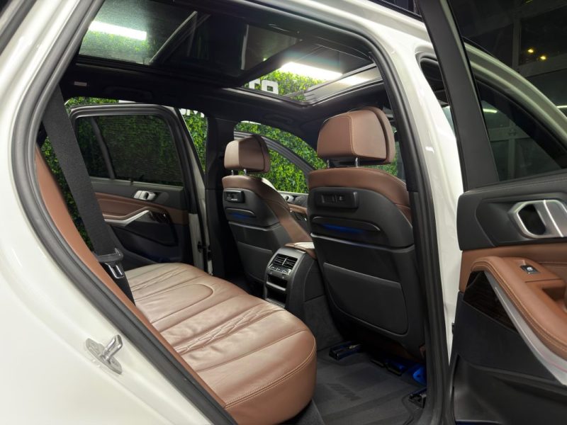 BMW X5 (G05) M SPORT 45E 3.0 HYBRIDE 394 Cv - TOIT OUVRANT ATTELAGE APPLE & ANDROID - GARANTIE 1 an