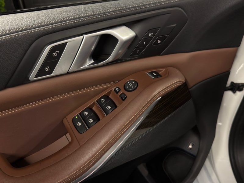 BMW X5 (G05) M SPORT 45E 3.0 HYBRIDE 394 Cv - TOIT OUVRANT ATTELAGE APPLE & ANDROID - GARANTIE 1 an