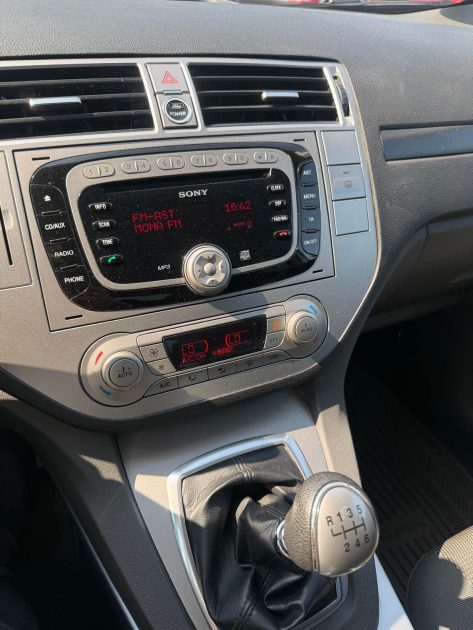FORD KUGA TITANIUM 2 LITRES TDCI 140 CHX