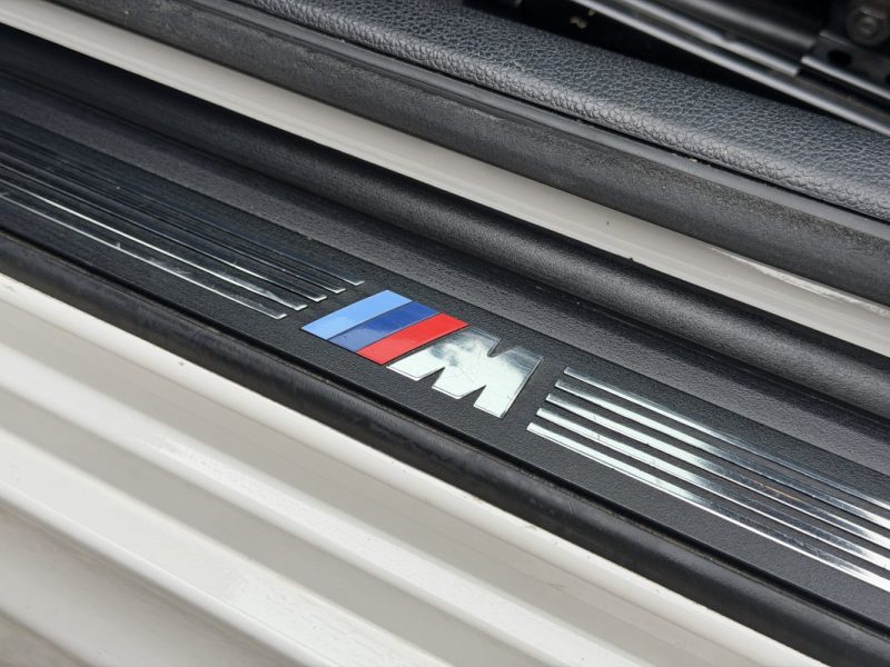 B.M.W. SERIE 1 118D EDITION EXCLUSIVE 2011