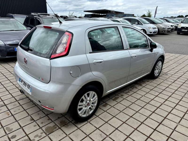 FIAT PUNTO 1.2 8V 69 FINITION STEEL 2015