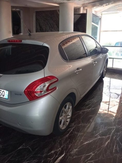 PEUGEOT 208 1.2 VTI 82 ACTIVE 2014