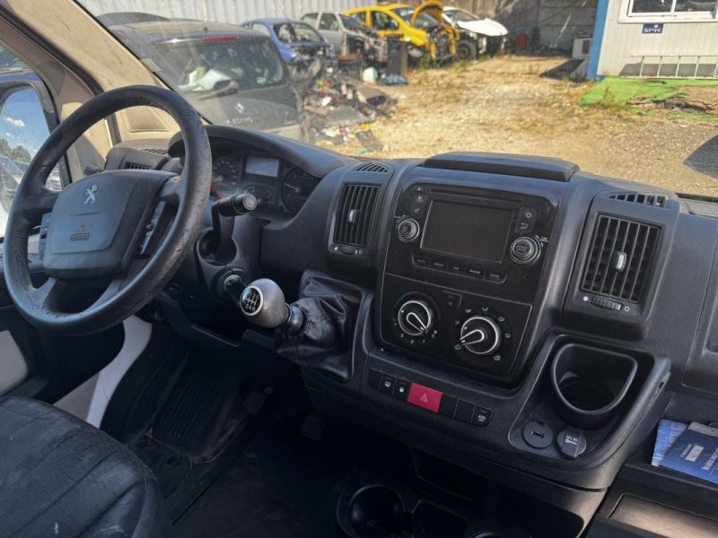 PEUGEOT BOXER 330 L2H2 2.0 BLUE HDI 130 PREMIUM PACK 2017