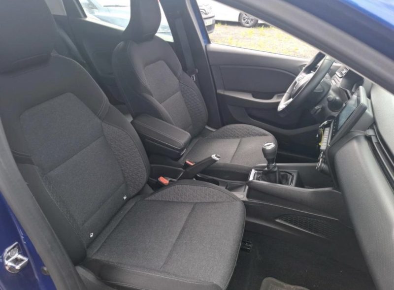 RENAULT CLIO V 1.0 SCE 65 LIMITED 2022
