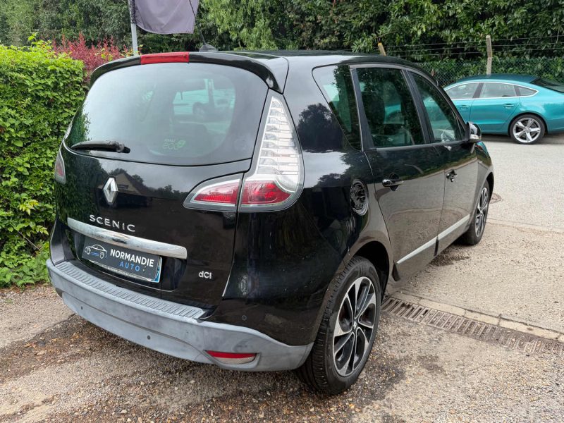 Renault Scenic III 1.6 DCI 130 Bose 