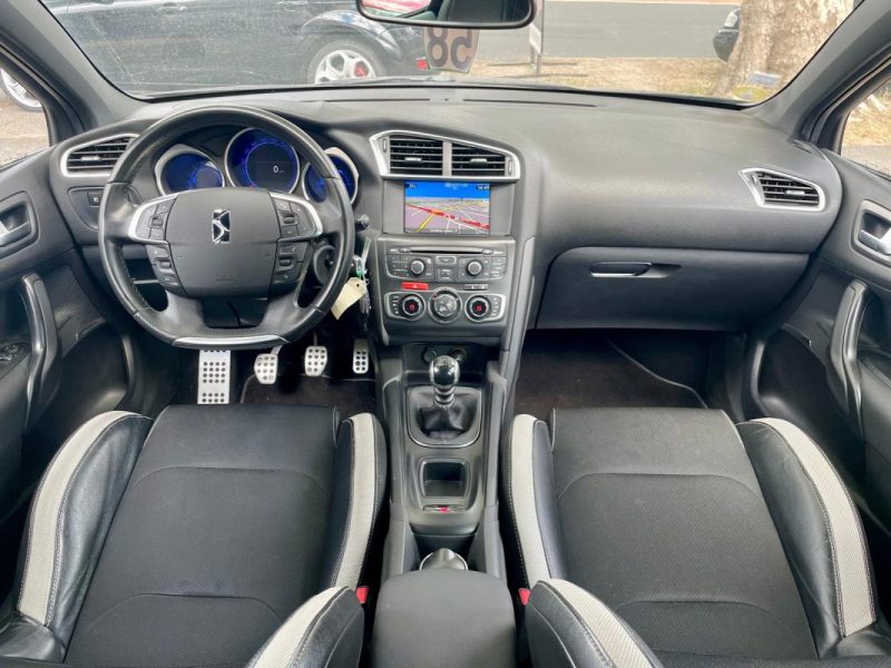 CITROEN DS4 1.6 e-HDI 115 So CHIC