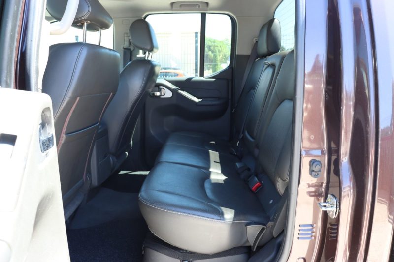 NAVARA NISSAN NAVARA DOUBLE-CAB 3.0 V6 DCI 231 LE 4X4 2010