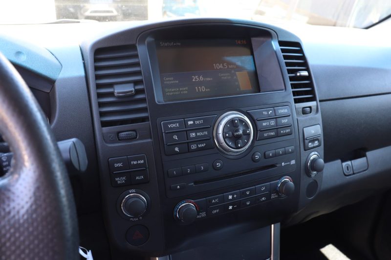 NAVARA NISSAN NAVARA DOUBLE-CAB 3.0 V6 DCI 231 LE 4X4 2010