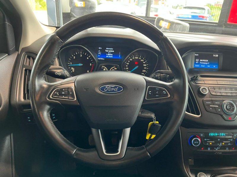 🚗 FORD FOCUS SW 1.5 TDCI 95ch ⚙️ 📡 Radar de recul ♨️ Sièges chauffants 📱 Bluetooth