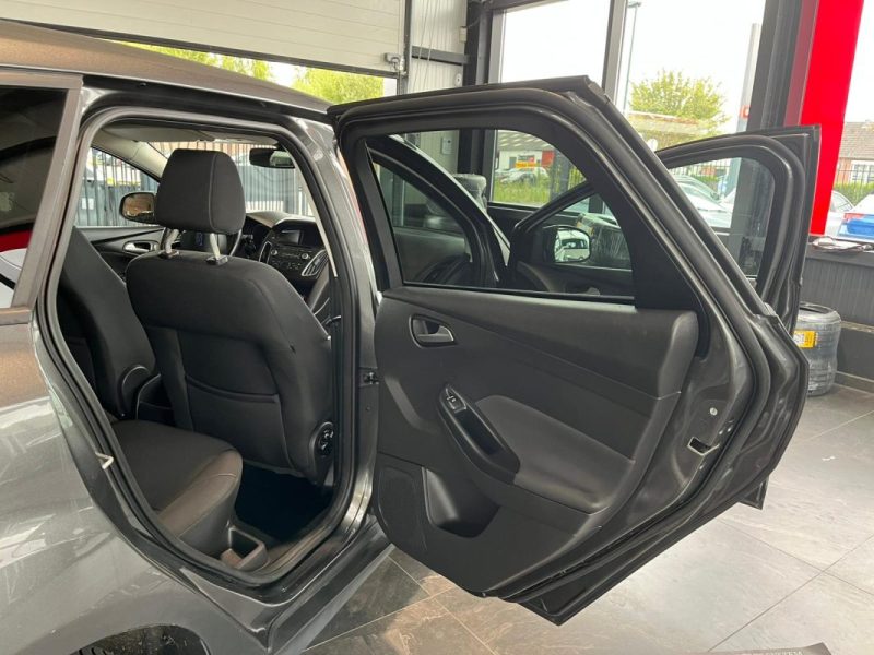 🚗 FORD FOCUS SW 1.5 TDCI 95ch ⚙️ 📡 Radar de recul ♨️ Sièges chauffants 📱 Bluetooth