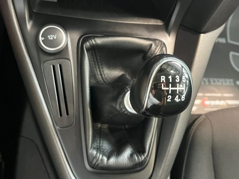 🚗 FORD FOCUS SW 1.5 TDCI 95ch ⚙️ 📡 Radar de recul ♨️ Sièges chauffants 📱 Bluetooth