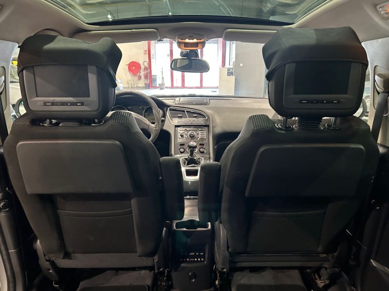 PEUGEOT 5008  2.0 BLUEHDI 150CH 
