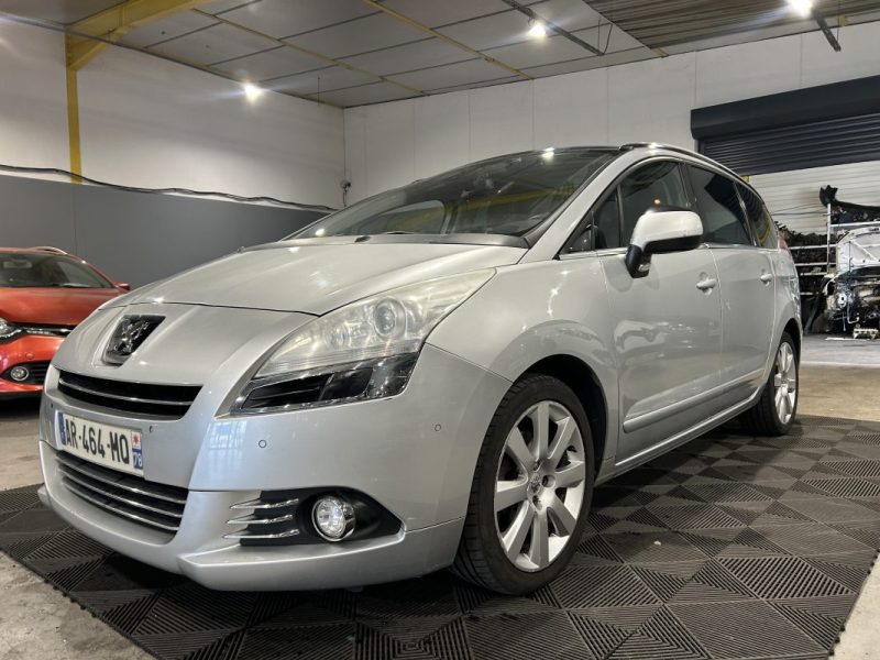 PEUGEOT 5008  2.0 BLUEHDI 150CH 