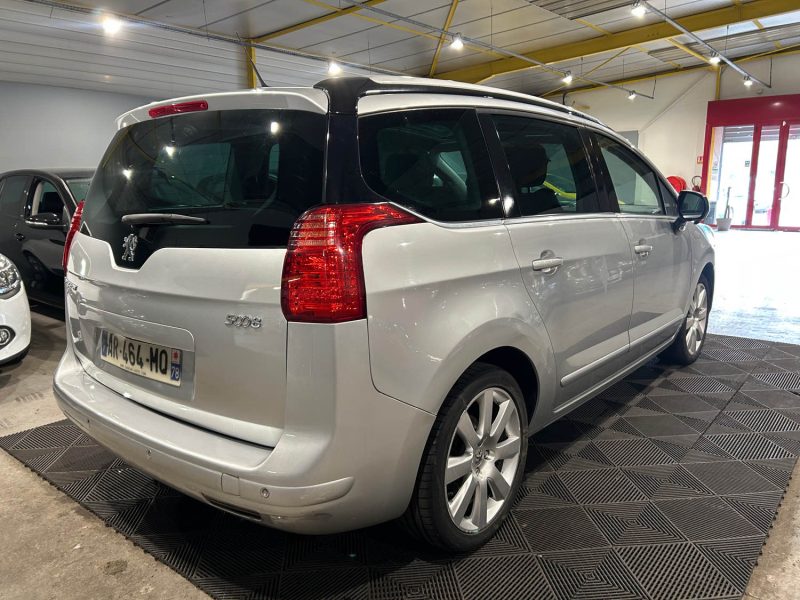 PEUGEOT 5008  2.0 BLUEHDI 150CH 