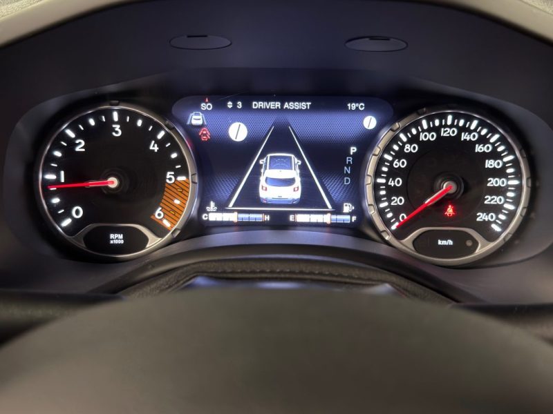 JEEP RENEGADE 2.0 140 Cv LIMITED 4X4 - CUIR / TOIT PANORAMIQUE / CAMERA - GARANTIE 1 AN