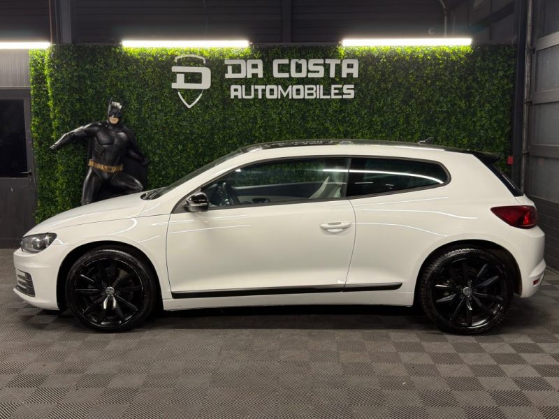VOLKSWAGEN SCIROCCO II PHASE 2 BLACK SESSION 2.0 TFSI 180 Cv 1ERE MAIN / DSG6 - GARANTIE 1 AN