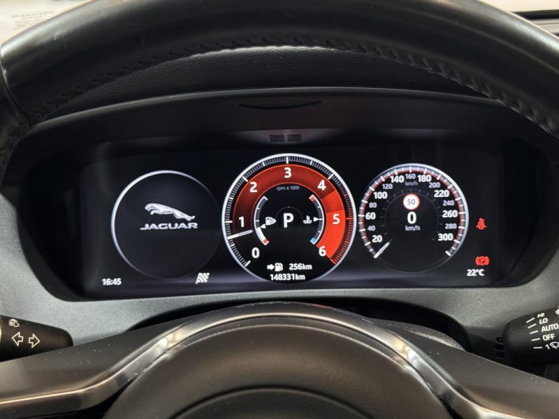 JAGUAR F-PACE 3.0 D PACK R SPORT FULL OPTIONS GPS/CLIM/CUIR/XENON/TOIT 1er MAIN