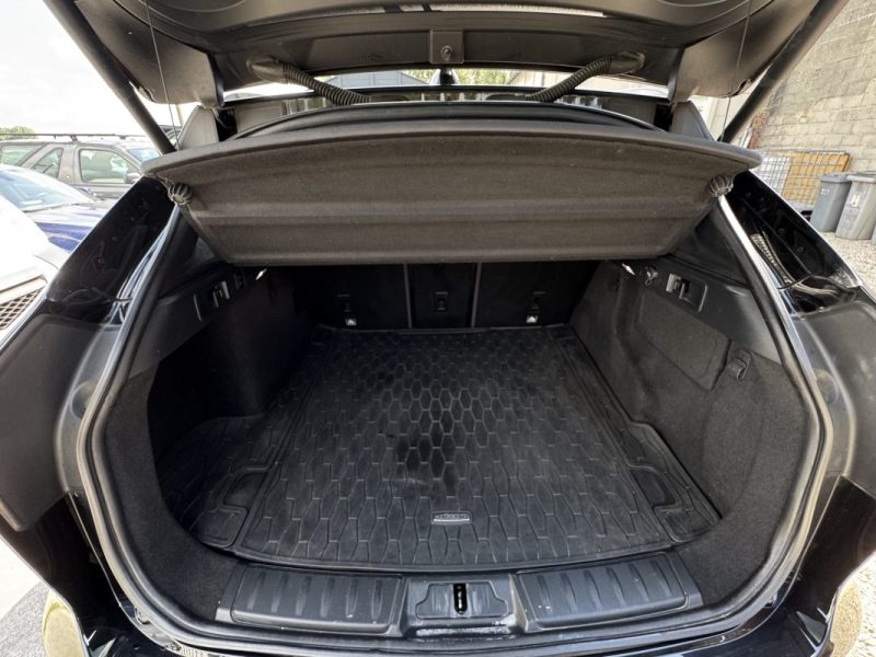 JAGUAR F-PACE 3.0 D PACK R SPORT FULL OPTIONS GPS/CLIM/CUIR/XENON/TOIT 1er MAIN