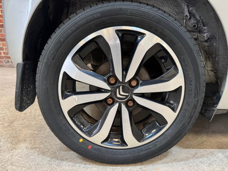 Citroên C1 1.2 VTI 82ch FEEL | Caméra