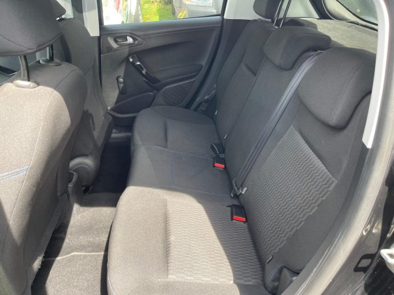 PEUGEOT 208 1.6 BLUE HDI 100 STYLE 2018
