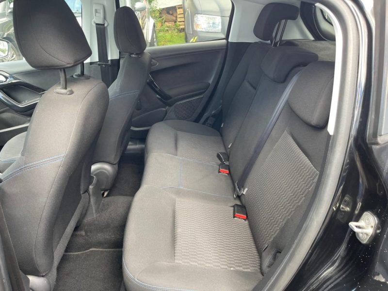 PEUGEOT 208 1.6 BLUE HDI 100 STYLE 2018