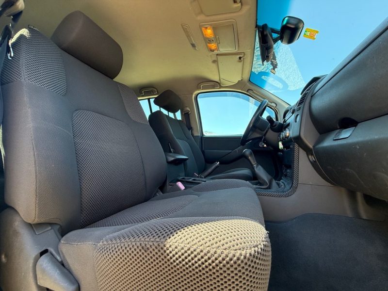 NISSAN  NAVARA D40 DOUBLE CABINE 175CH 2.5 2008