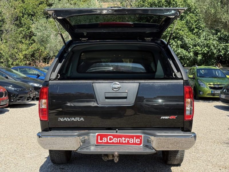 NISSAN  NAVARA D40 DOUBLE CABINE 175CH 2.5 2008